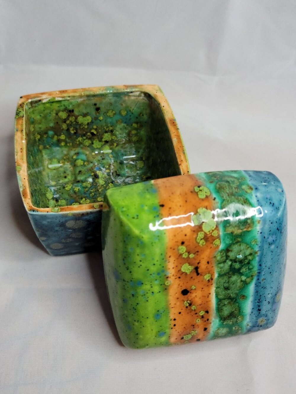 Handmade Blue Green Orange Teal Speckled Pottery Trinket Stash Box - Picture 1 of 10